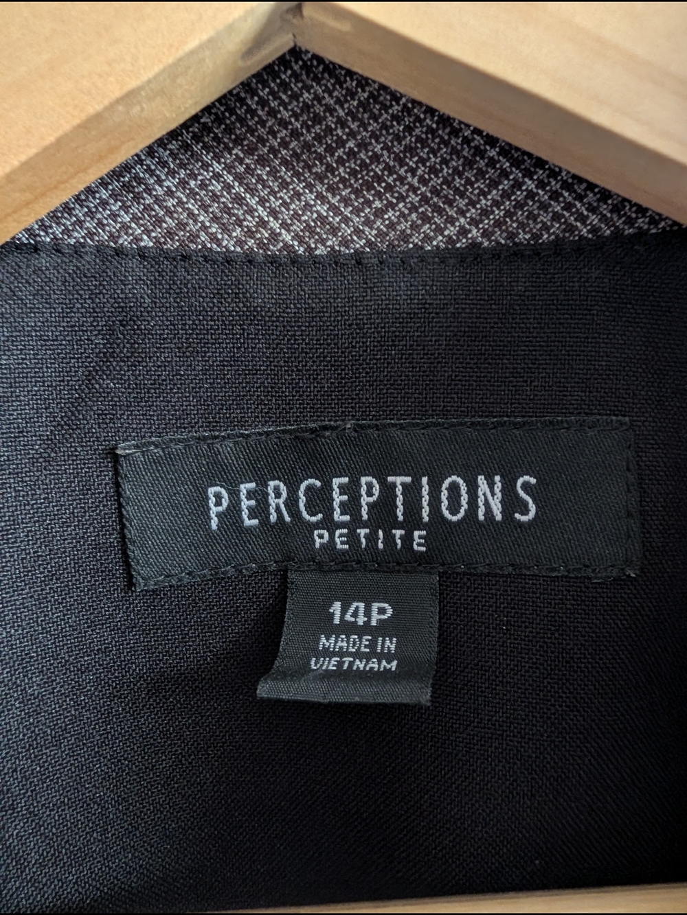 Perceptions Open-Front Collarless Blazer - Picture 2 of 3